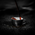 Waarom koffie soms je hart sneller laat kloppen