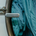 Past een tweepersoonsdekbed van 240x220 in een wasmachine van 8 kg